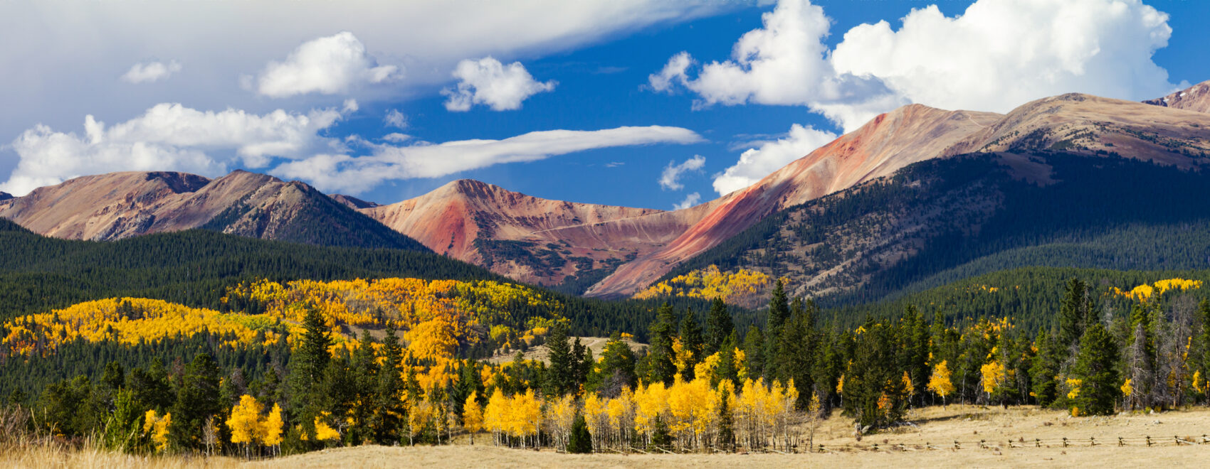 Photo of a mountain range in Colorado